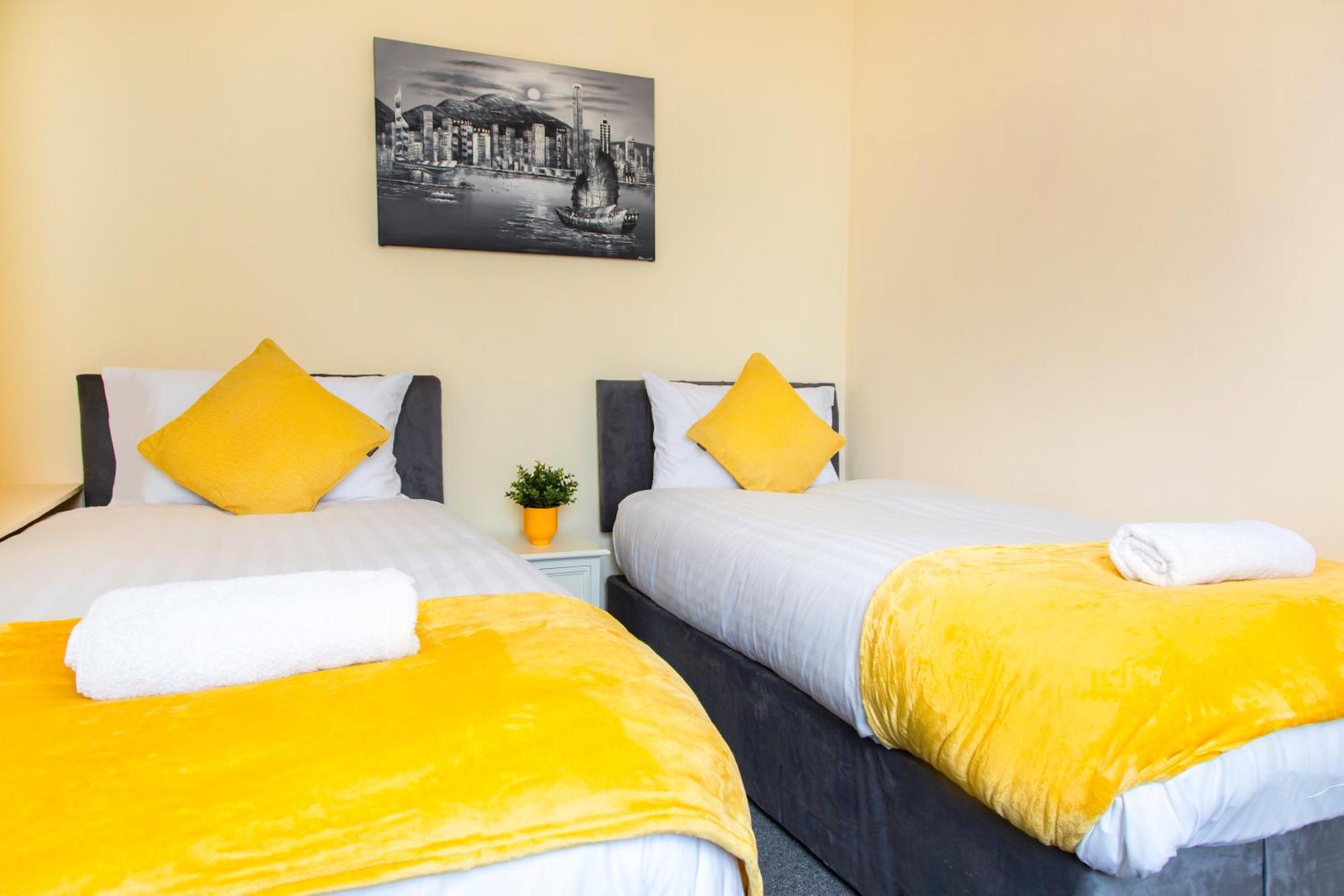 Newly Launched 3 Bedroom House With Free Parking Litherland Luaran gambar