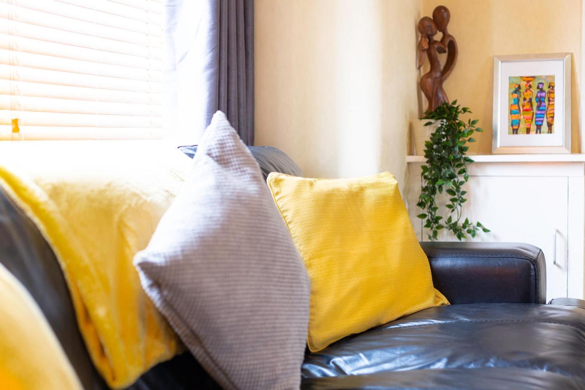Newly Launched 3 Bedroom House With Free Parking Litherland Luaran gambar